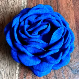 Rosa Tela Azul Rey